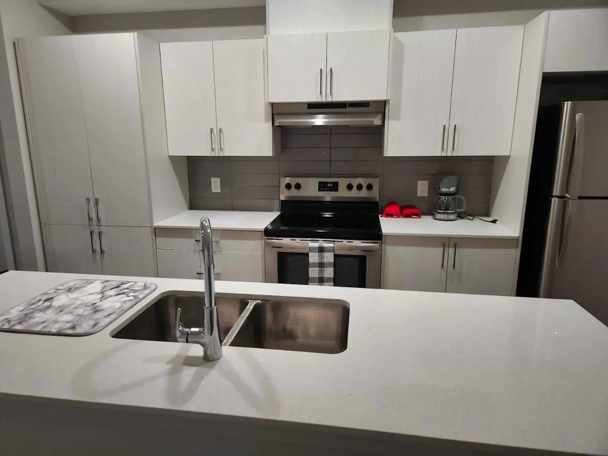 Cozy 2 Bedroom In Beltline Area Calgary Apartment